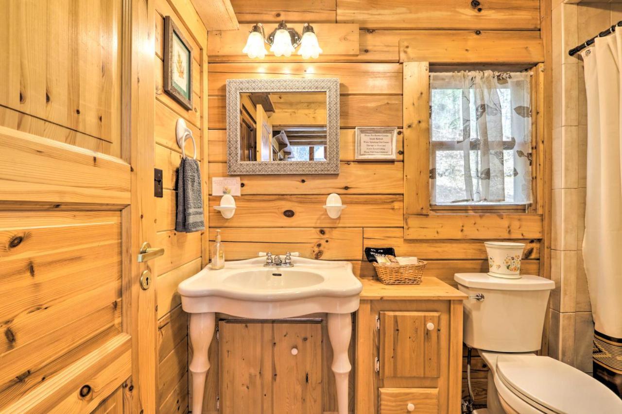 Creekside Sevierville Cabin Game Room And Hot Tub! Экстерьер фото