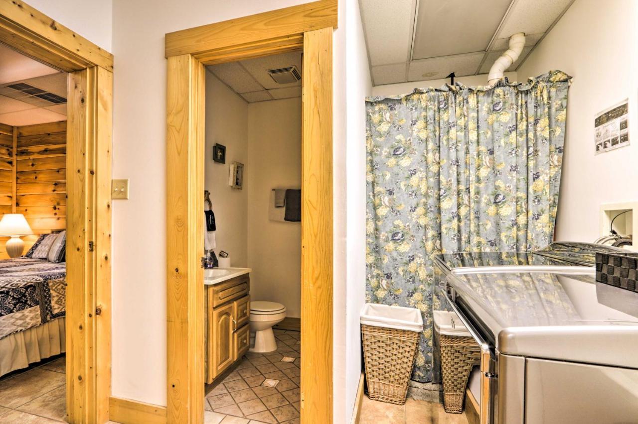Creekside Sevierville Cabin Game Room And Hot Tub! Экстерьер фото